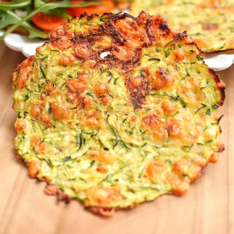 Tortillas di zucchine fatte in casa, un piatto leggero e gustoso.
