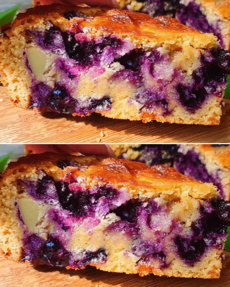 Fetta di Torta di Avena e Frutta su un piatto elegante