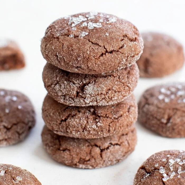 Biscotti al cioccolato con 4 ingredienti freschi e deliziosi