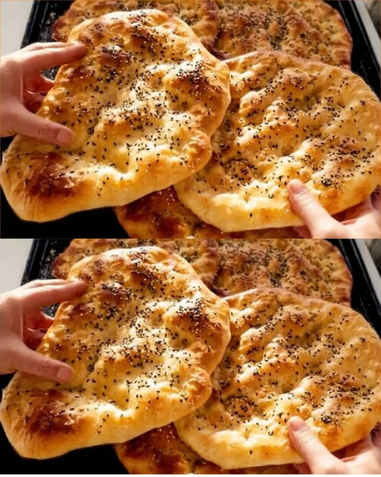 Pane Turco fresco e dorato appena sfornato in una cesta