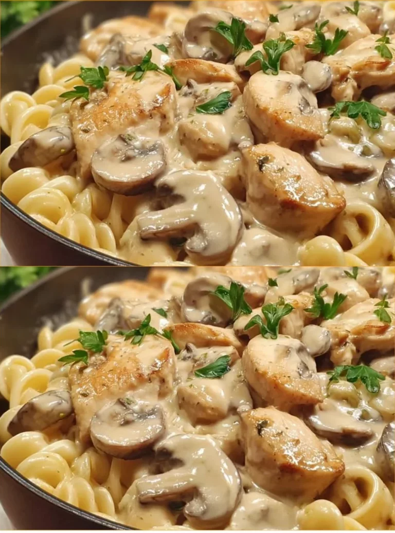 Pasta di pollo con salsa cremosa servita in un piatto elegante