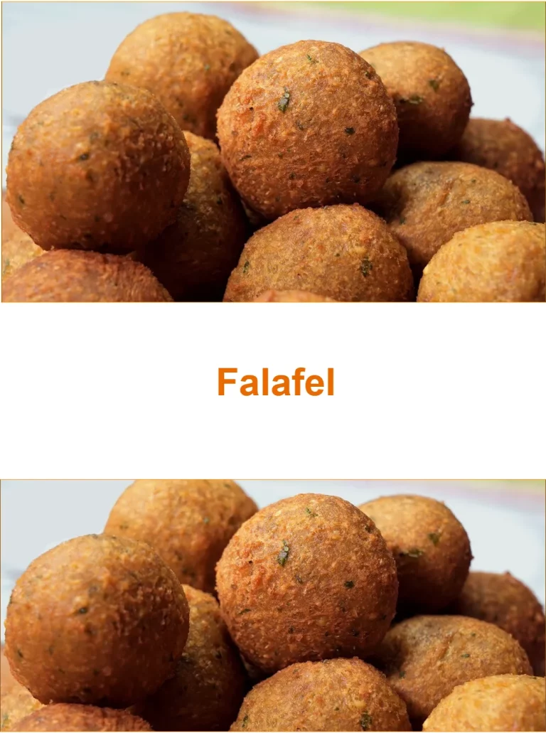 Piatto di falafel croccanti serviti con salsa tahini e insalata fresca.
